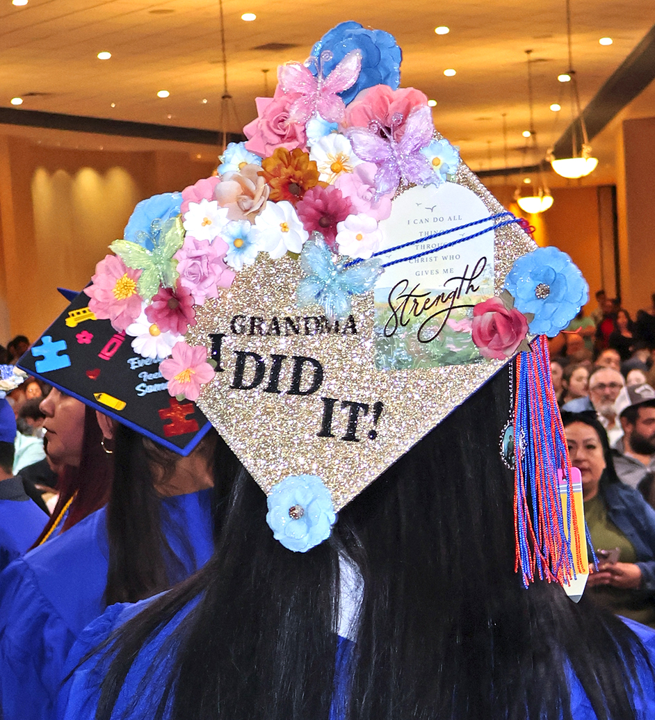 Graduation cap "Grandma, I did it!" photo from 2026 ENMU-Ruidoso Commencement Ceremony