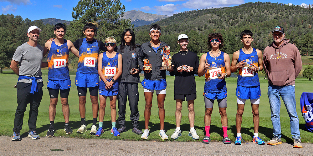 Photo of ENMU-Ruidoso Men's Cross Country team with coaches