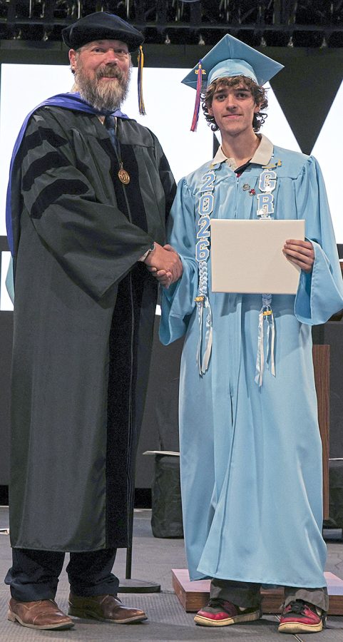 ENMU-Ruidoso HSE Grad04